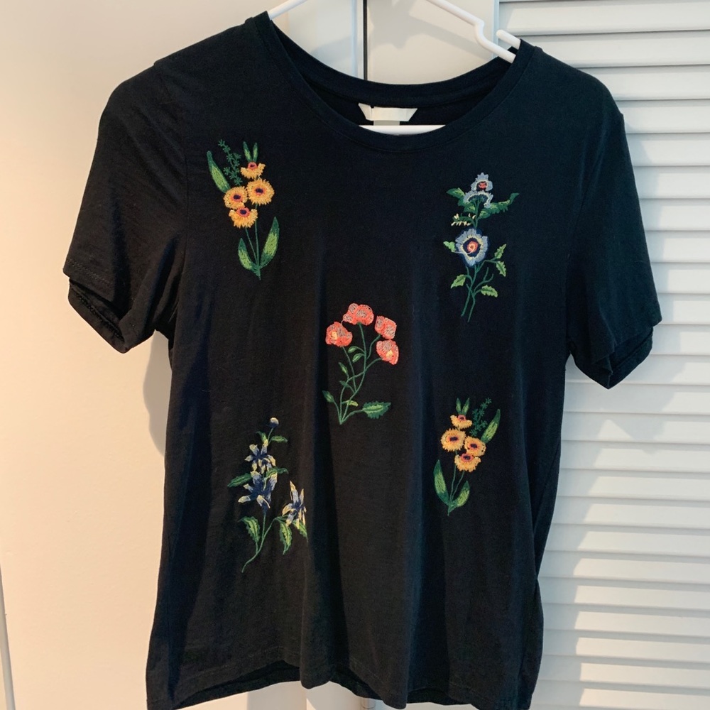 H&M Floral Embroidery Black Tee
